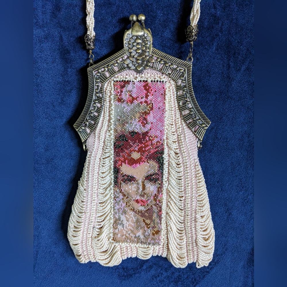 Victorian Style CHORUS GIRL Hand Crafted Boutique Crystal Beaded Heirloom Purse!